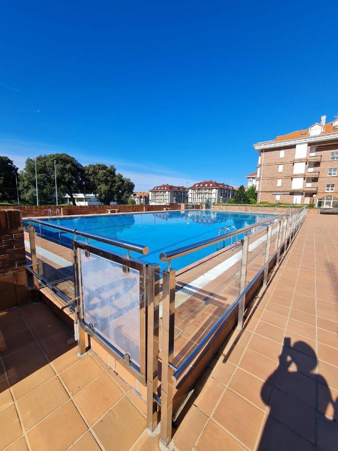 Apartament Noja. Piso En Noja A 5 Minutos De La Playa De Ris Zewnętrze zdjęcie